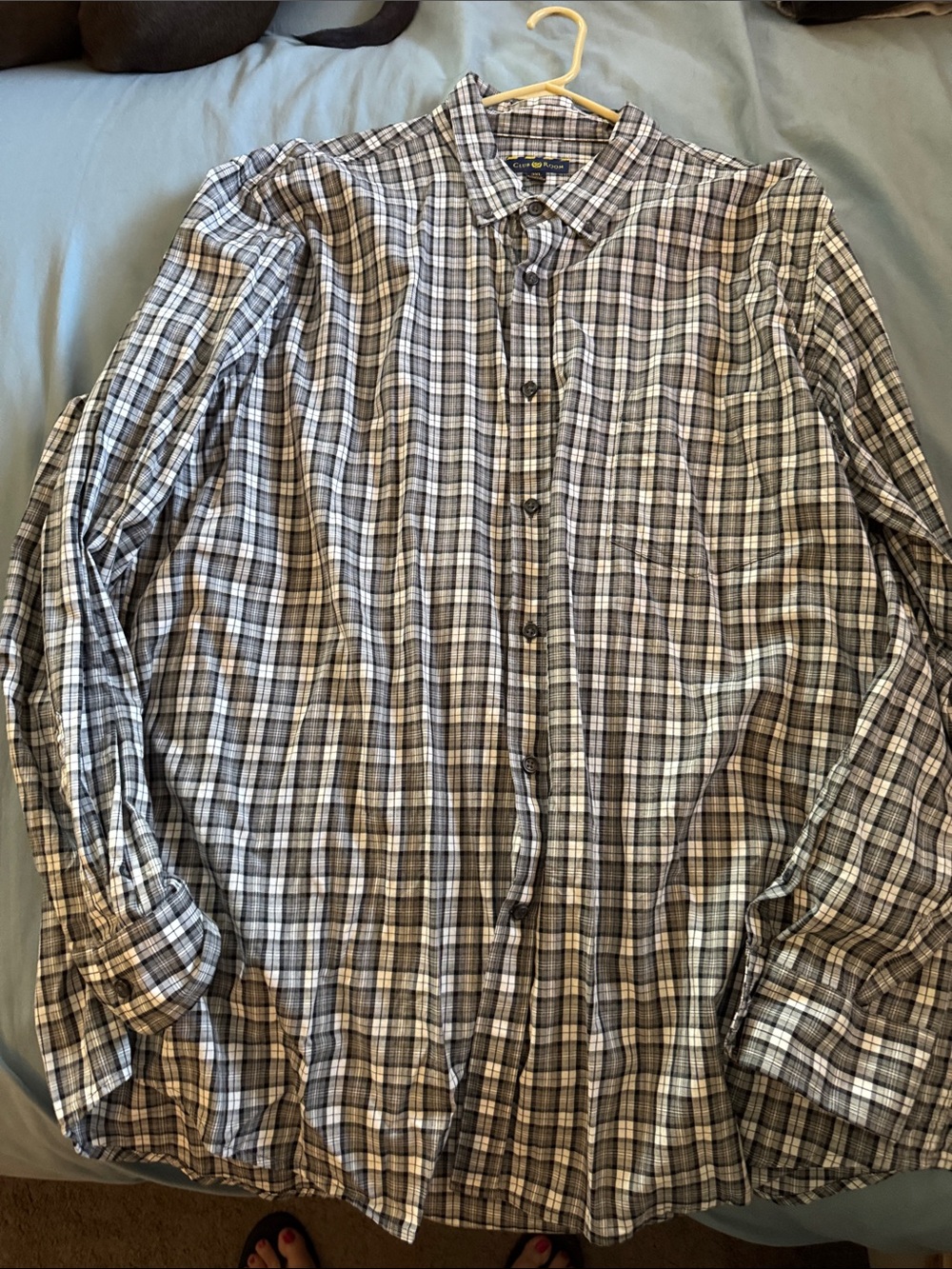 Club Room Plaid Button-Down Shirt in Gray and White